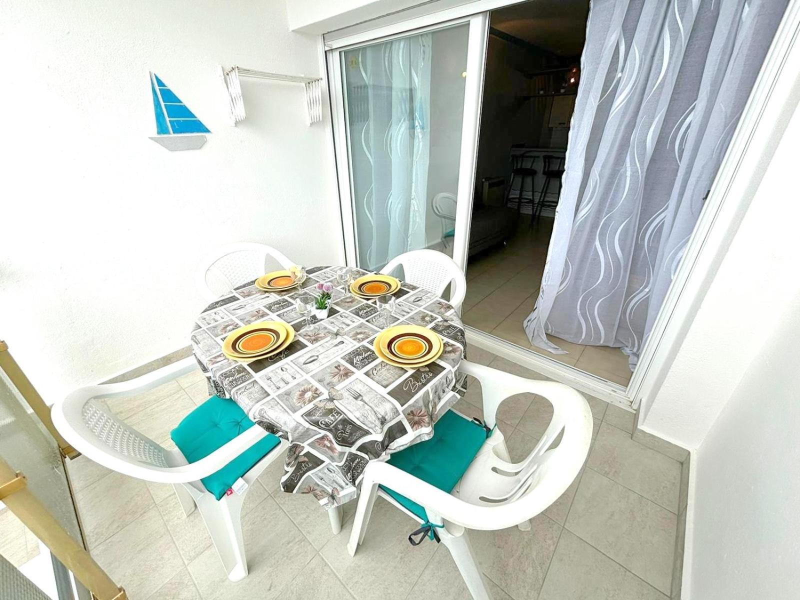 Meda Chica 3E Appartement Roses Buitenkant foto